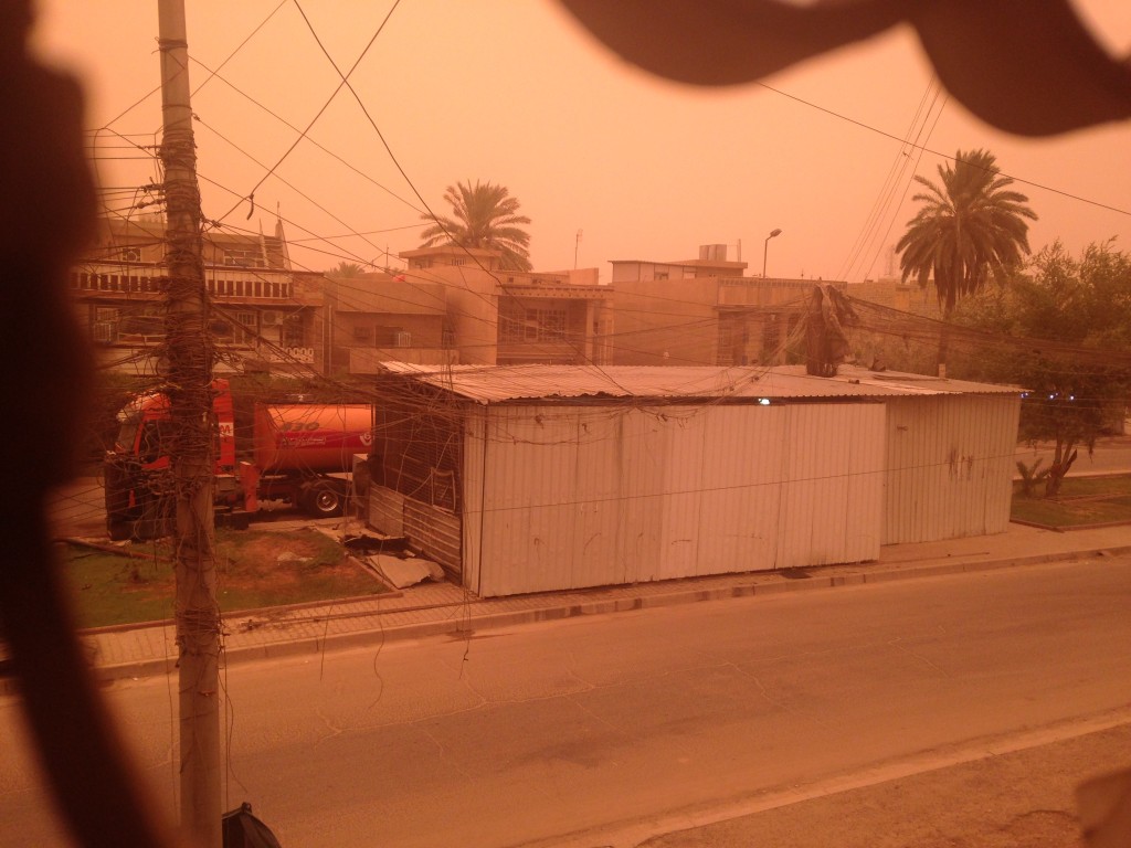 Песчаная буря. Багдад.